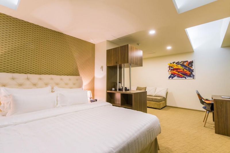 Pirimze Plaza 4*