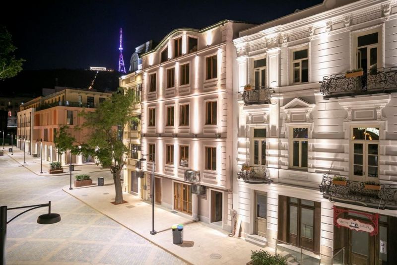 Pirimze Plaza 4*