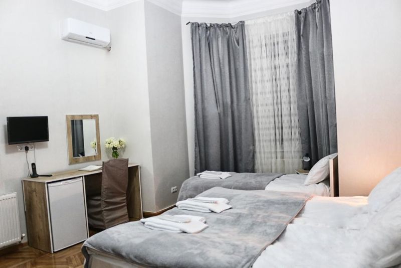 Residence Hill 4*
