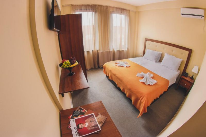 Rogas Home 3*
