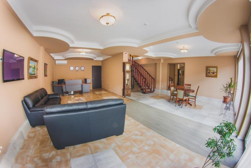 Rogas Home 3*