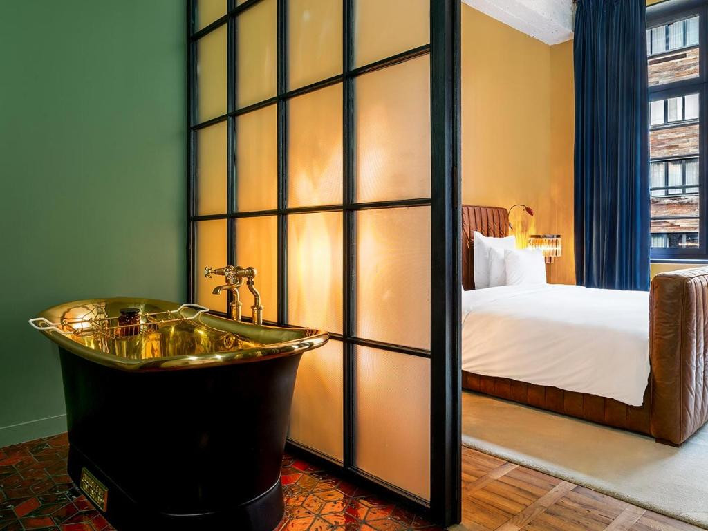 Stamba Hotel 5*