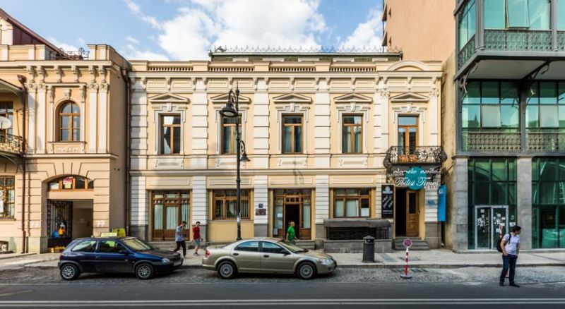 Tbilisi Times 4*