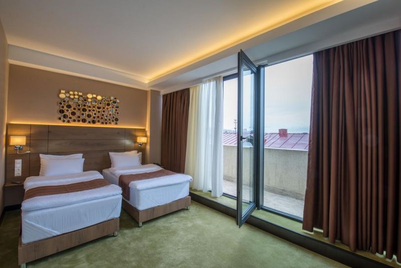 Veranova Hotel 4*