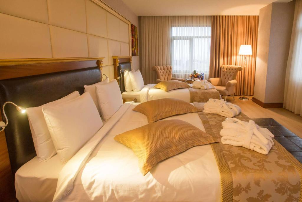 Wyndham Batumi 5*