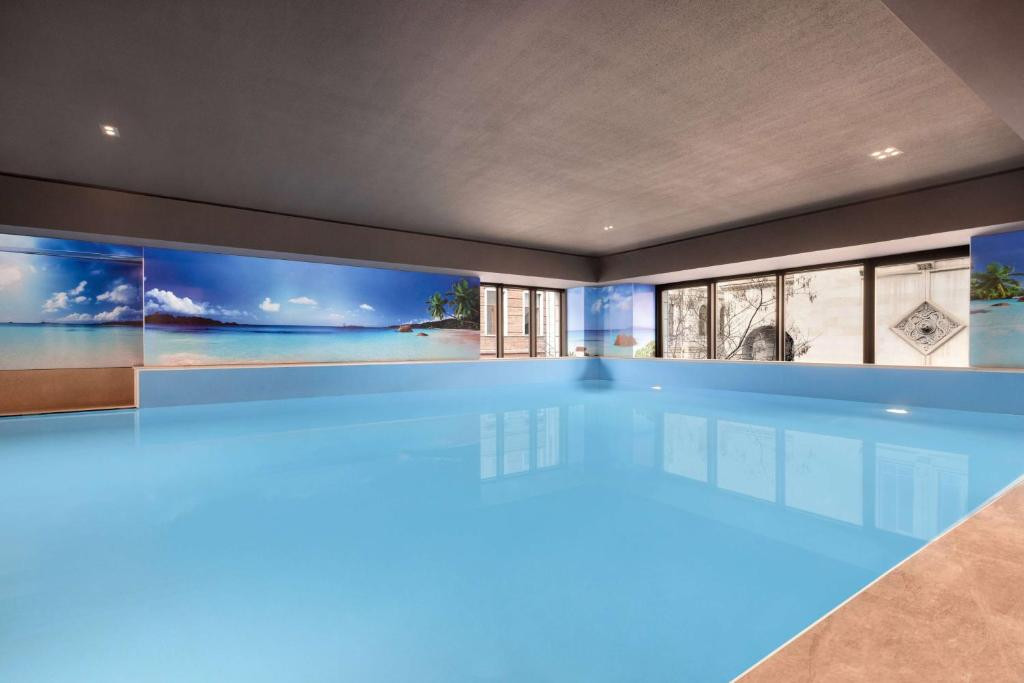 Wyndham Grand Tbilisi 5*