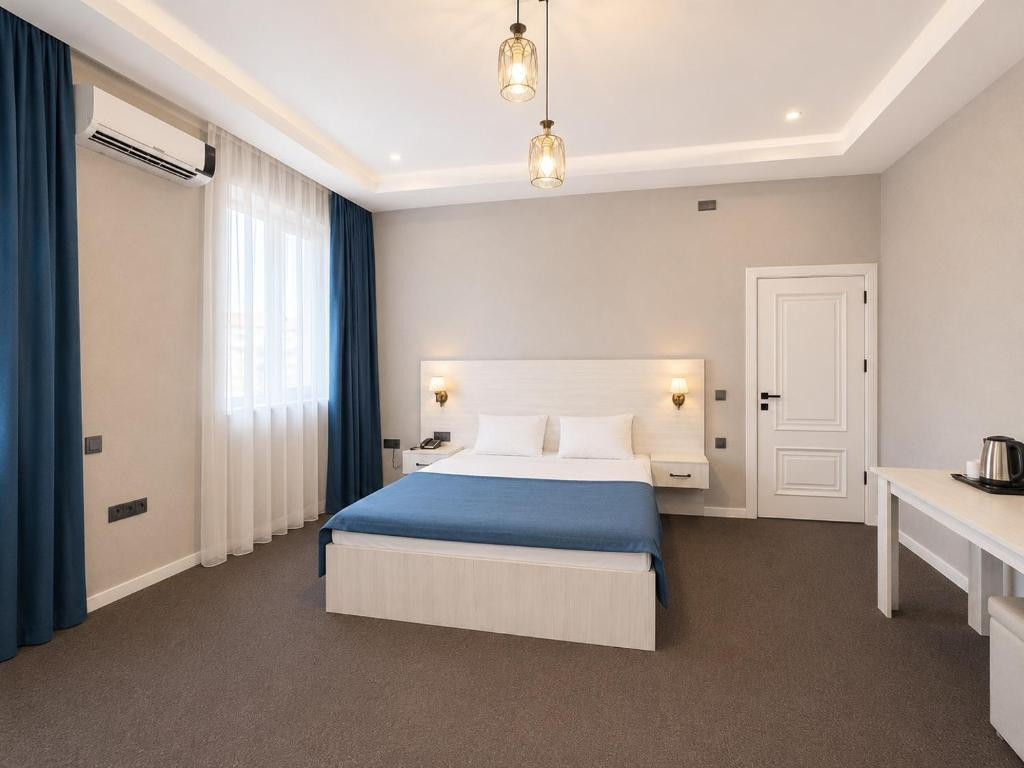 Central Baku 4*