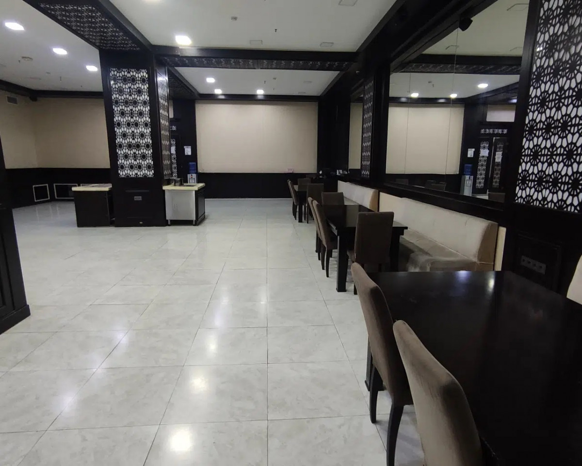 Corniche Hotel Baku 4*