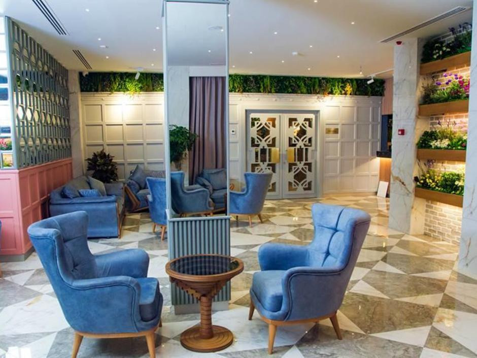 Theatrum Hotel Baku 5*