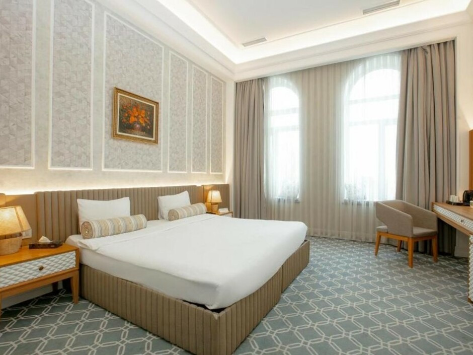 Promenade Hotel Baku 5*