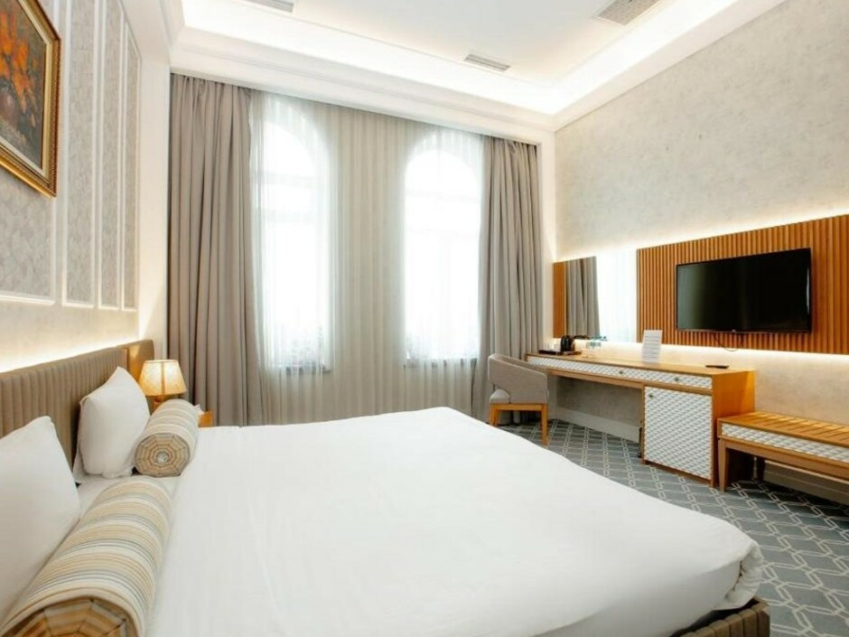 Promenade Hotel Baku 5*