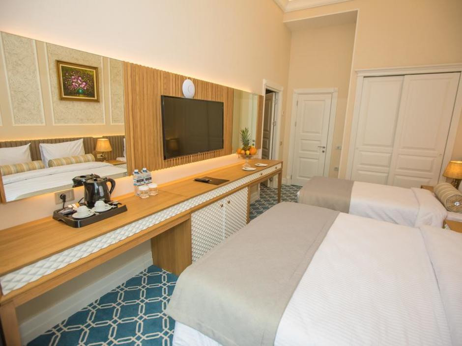 Promenade Hotel Baku 5*