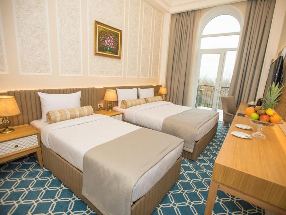Promenade Hotel Baku 5*