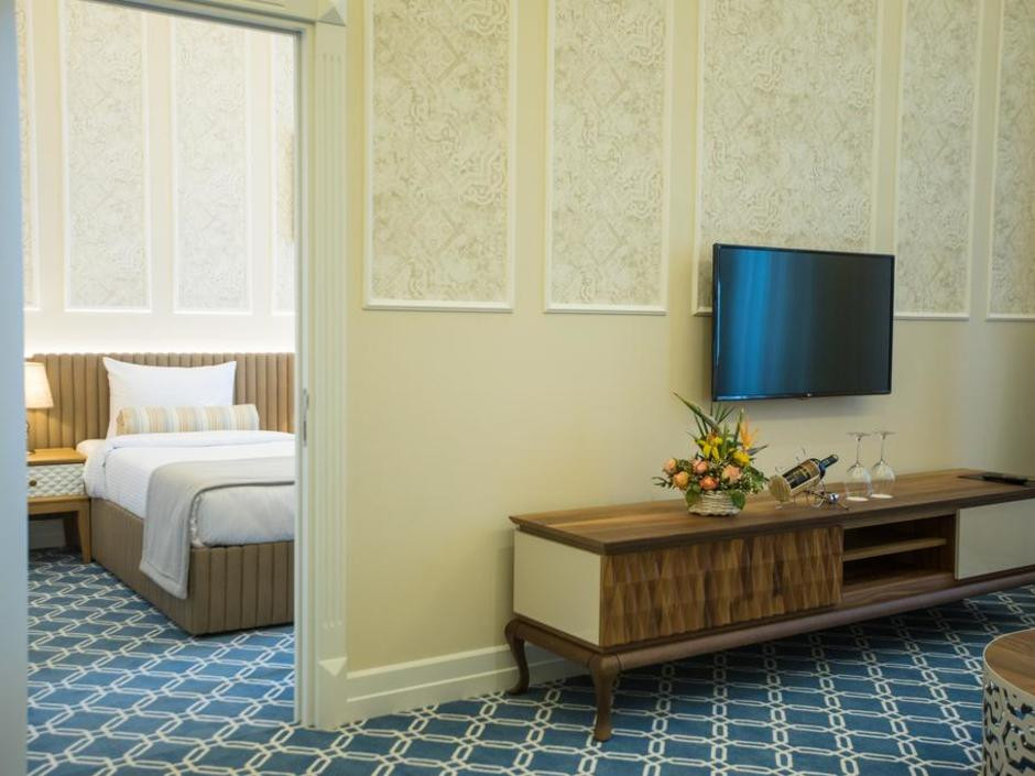 Promenade Hotel Baku 5*