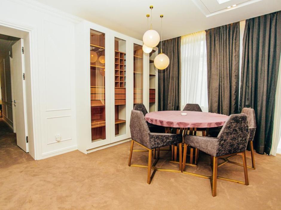 Ivy Garden Hotel 4*