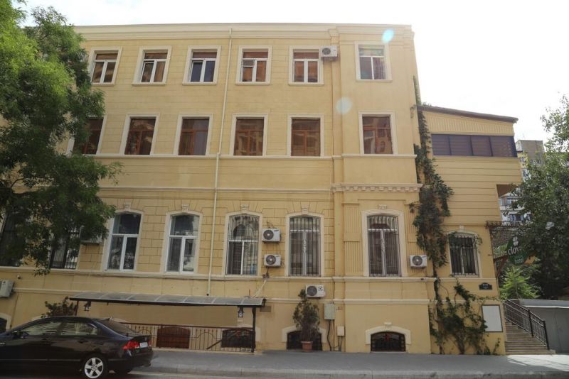 Clover Hotel Baku 4*