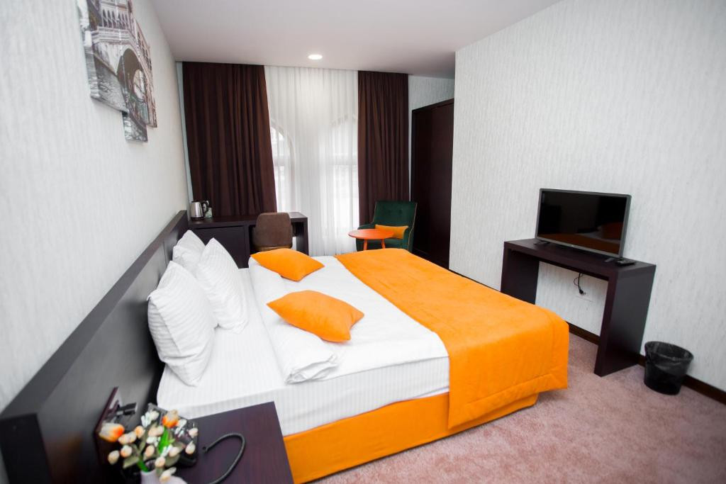 Da Vinci Hotel 4*