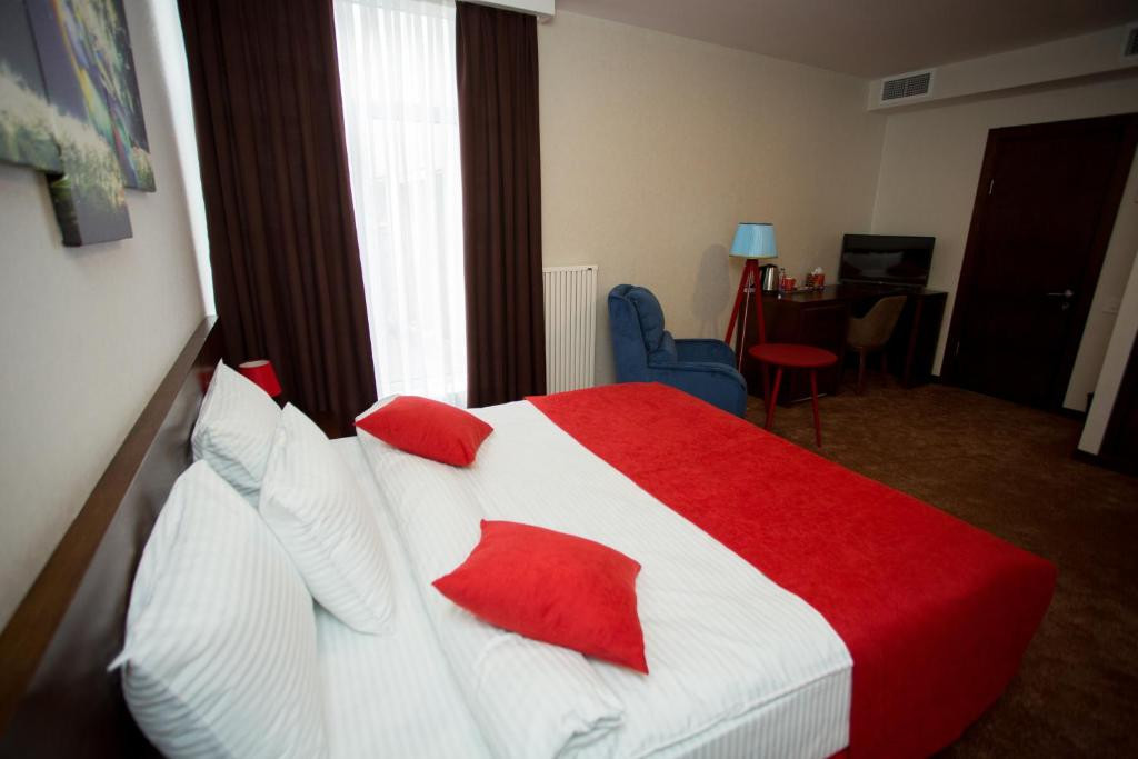 Da Vinci Hotel 4*