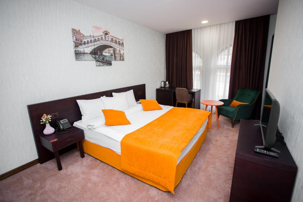 Da Vinci Hotel 4*