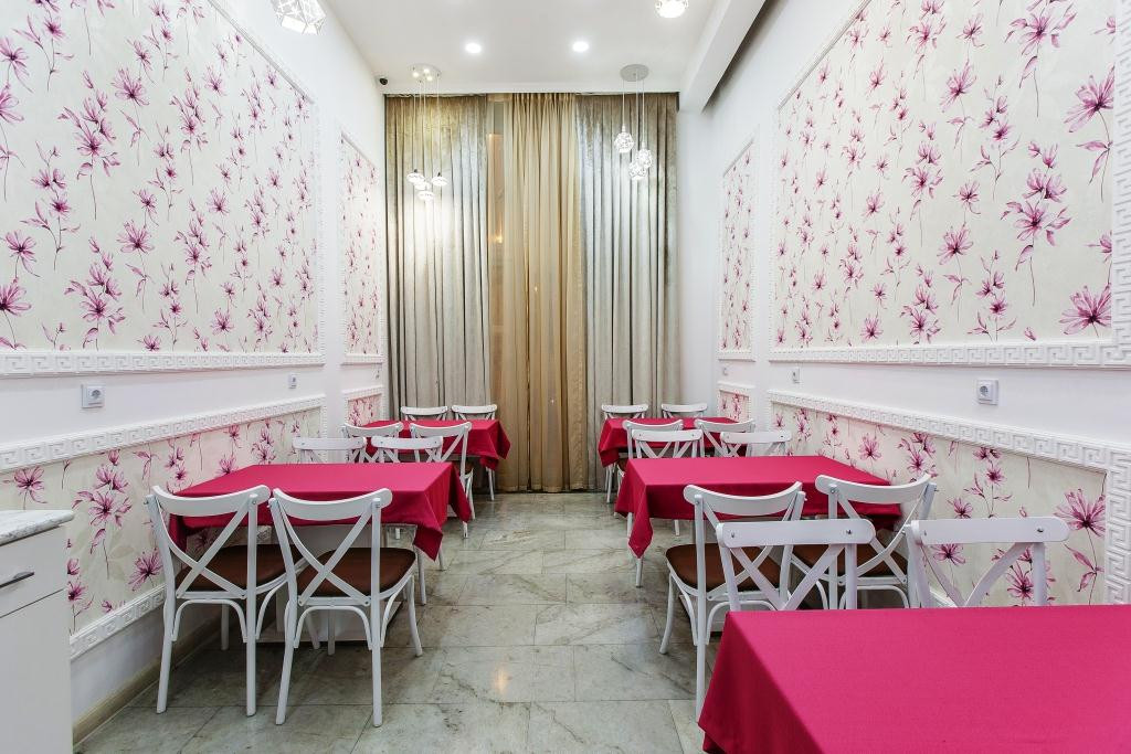 Deluxe City Hotel 3*