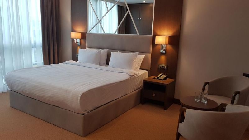 Diamond Hotel Baku 4*