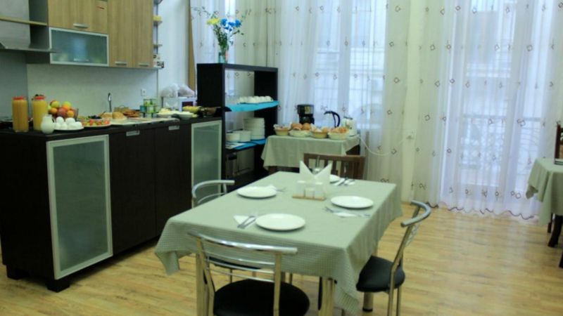 Drop Inn Baku 3*