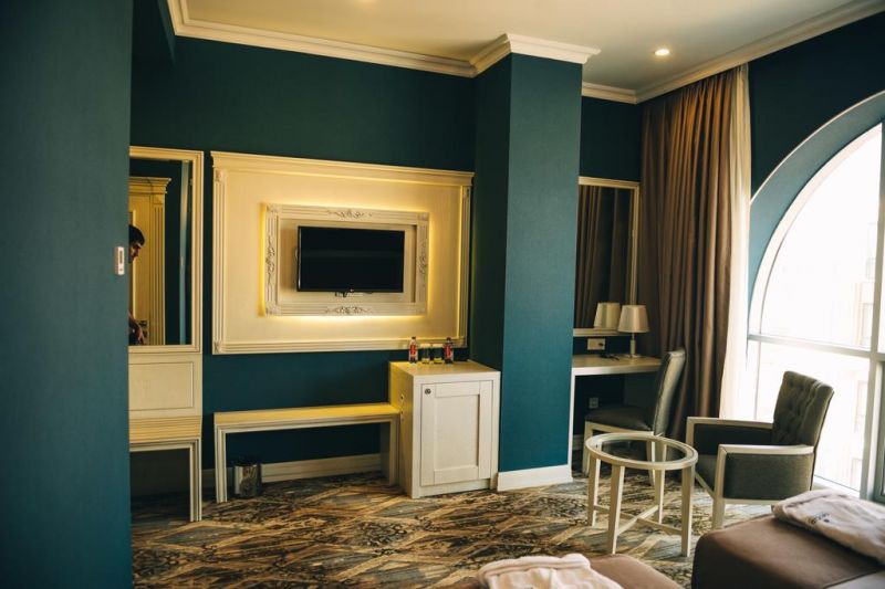 Emerald Suite Hotel 4*