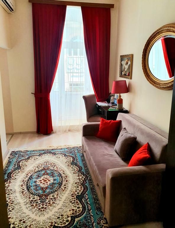 La Casa Hotel Baku 4*
