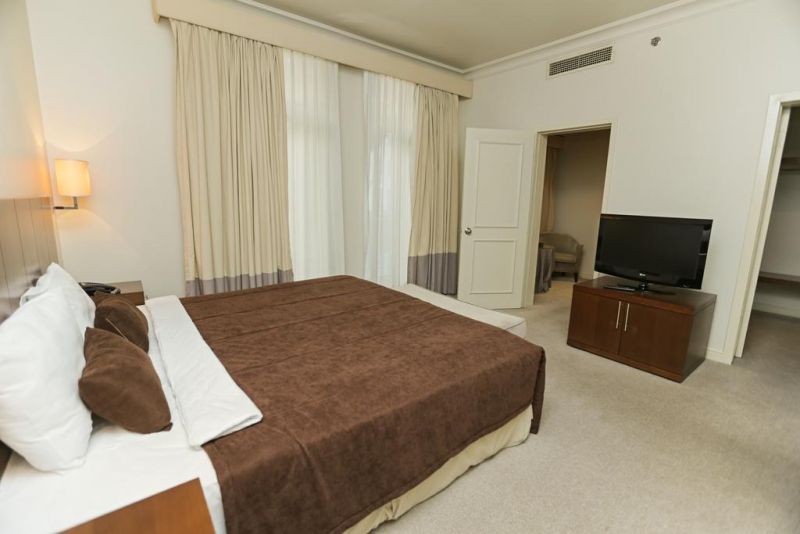 Royal Garden Hotel Baku 4*