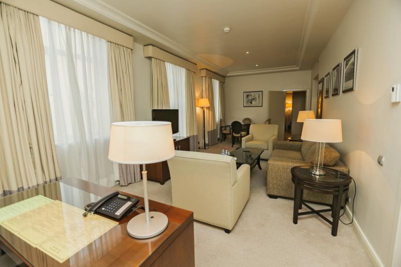 Royal Garden Hotel Baku 4*