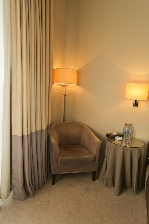 Royal Garden Hotel Baku 4*