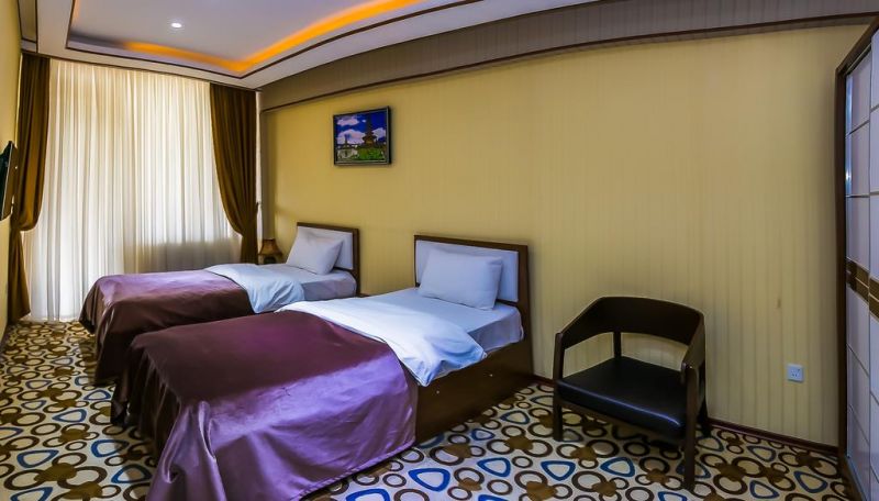 Sharq Plaza Hotel 3*