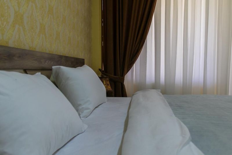 Sharq Plaza Hotel 3*