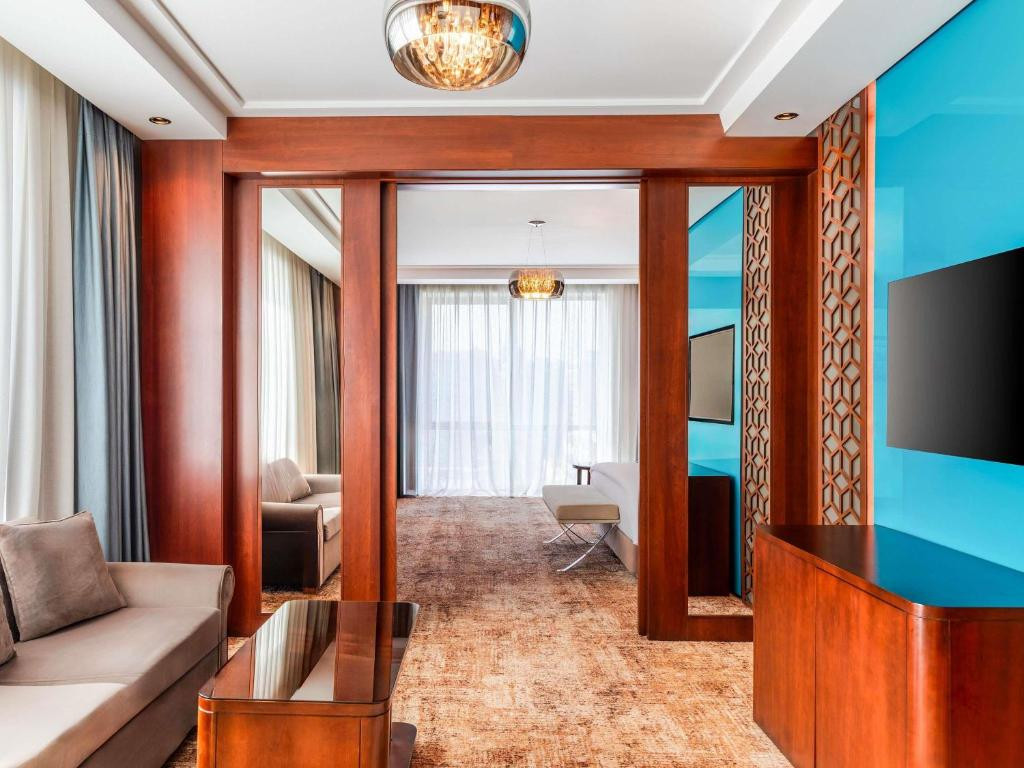 Movenpick Hotel Baku (Ex. Winter Park) 4*