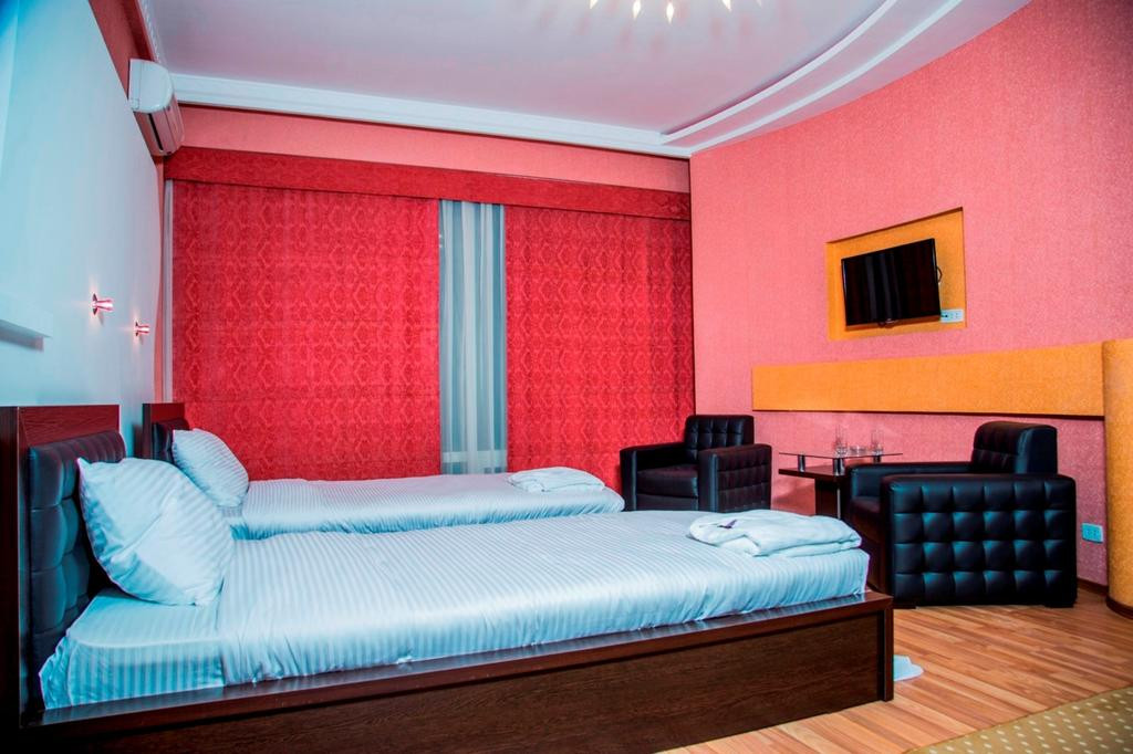 Astor Hotel 3*