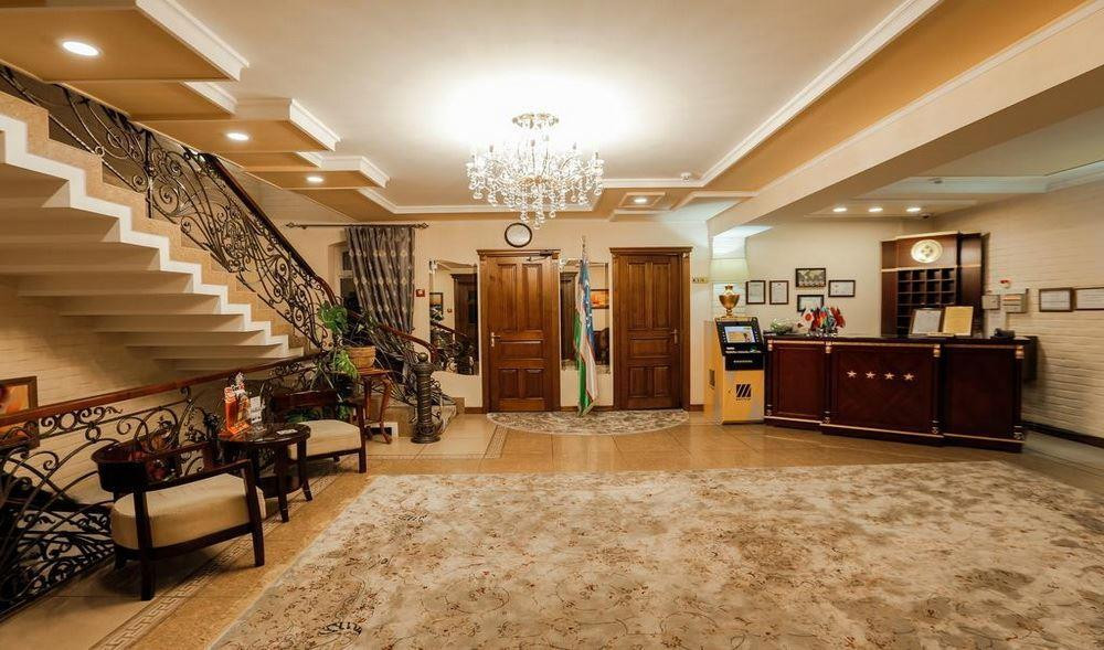 Bek Hotel 4*