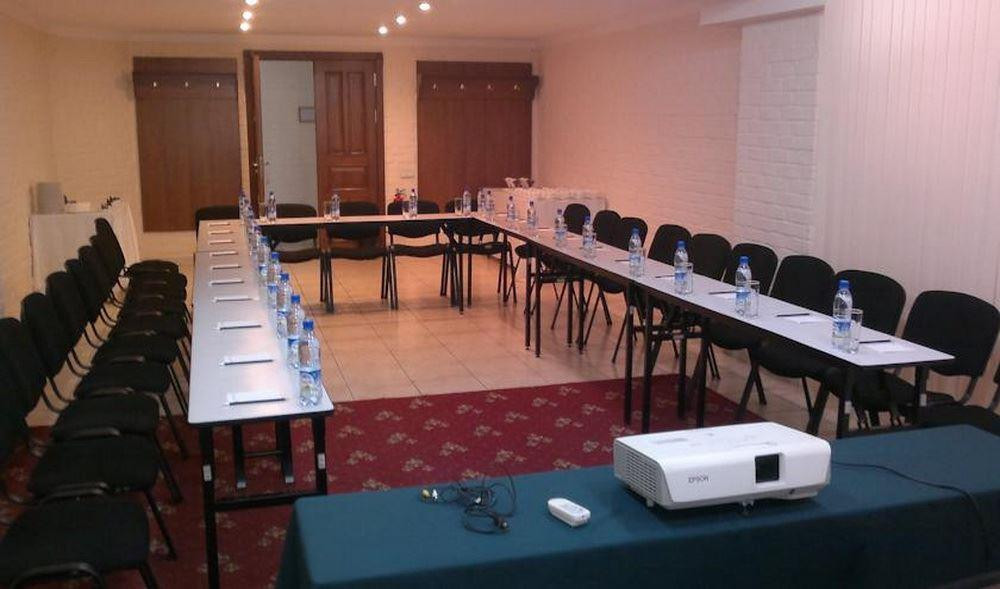 Bek Hotel 4*