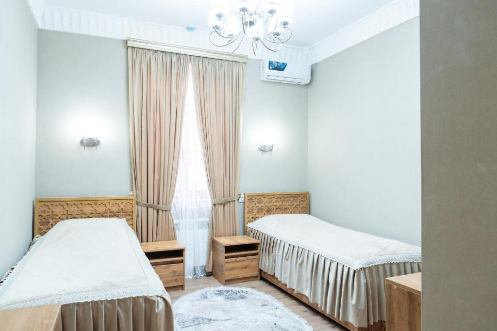 Caravan Serail 2*
