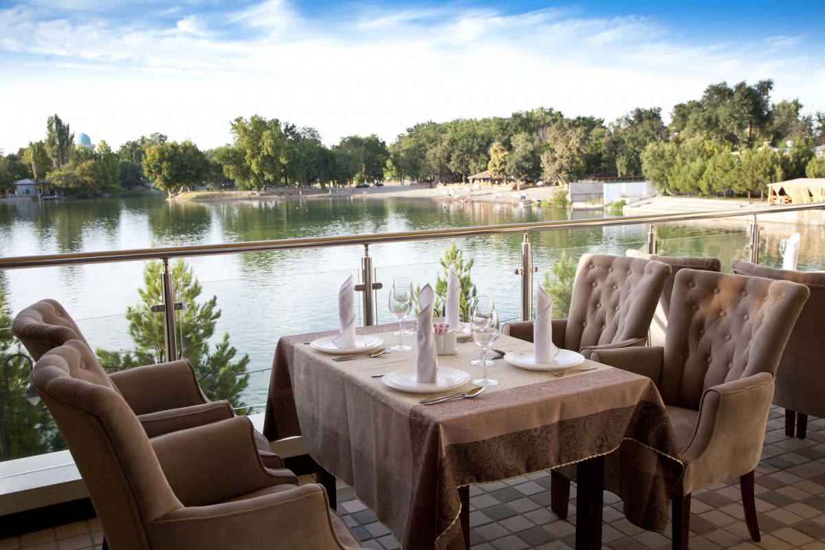 Lake Park 3*