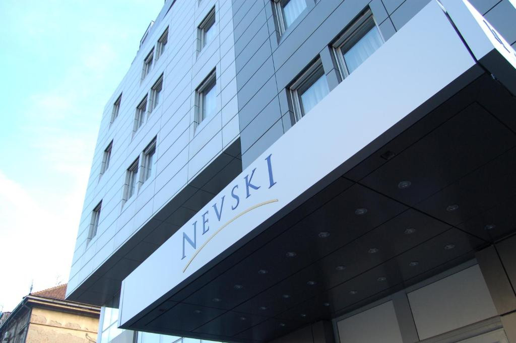 Nevski 4*