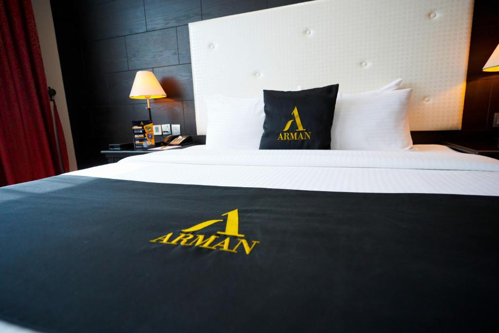 Arman Hotel 4*