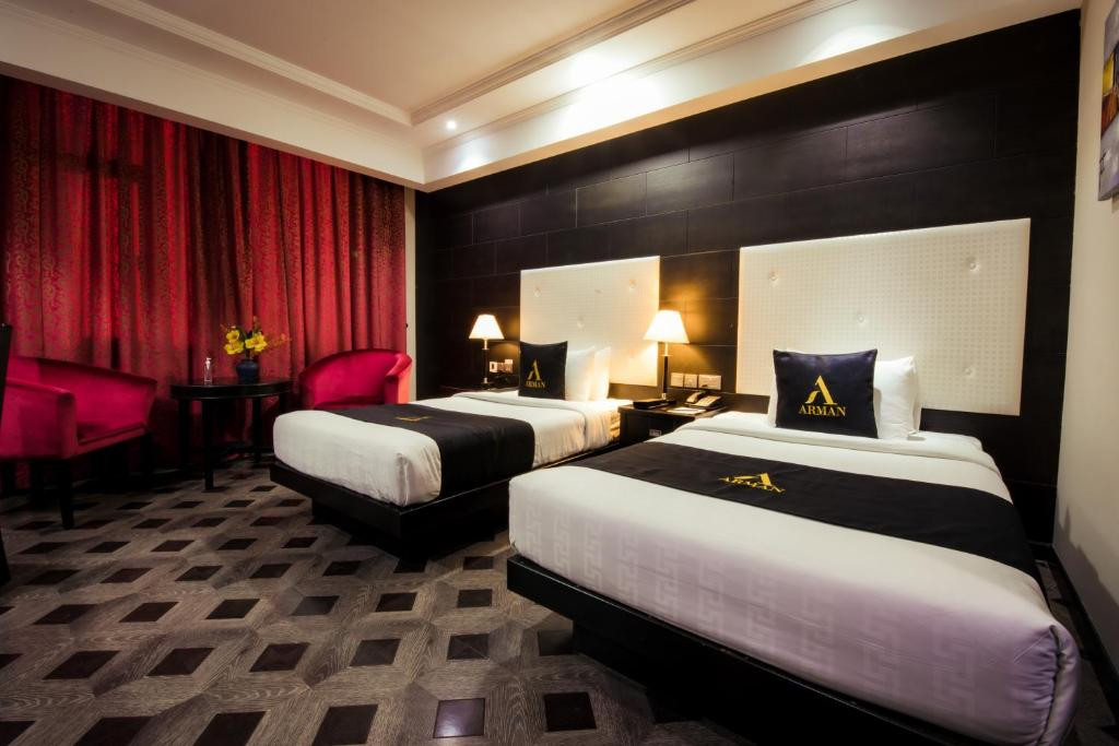 Arman Hotel 4*