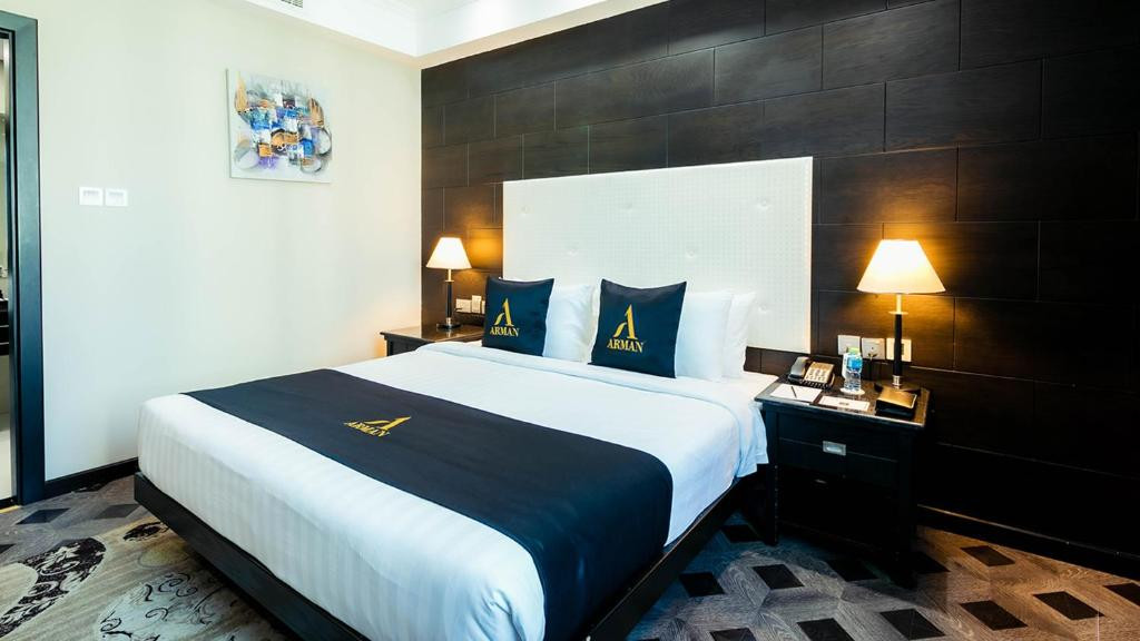 Arman Hotel 4*