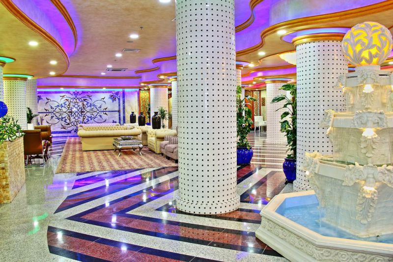 Bahrain International 4*