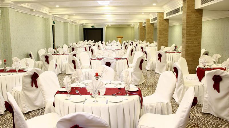 Bahrain International 4*