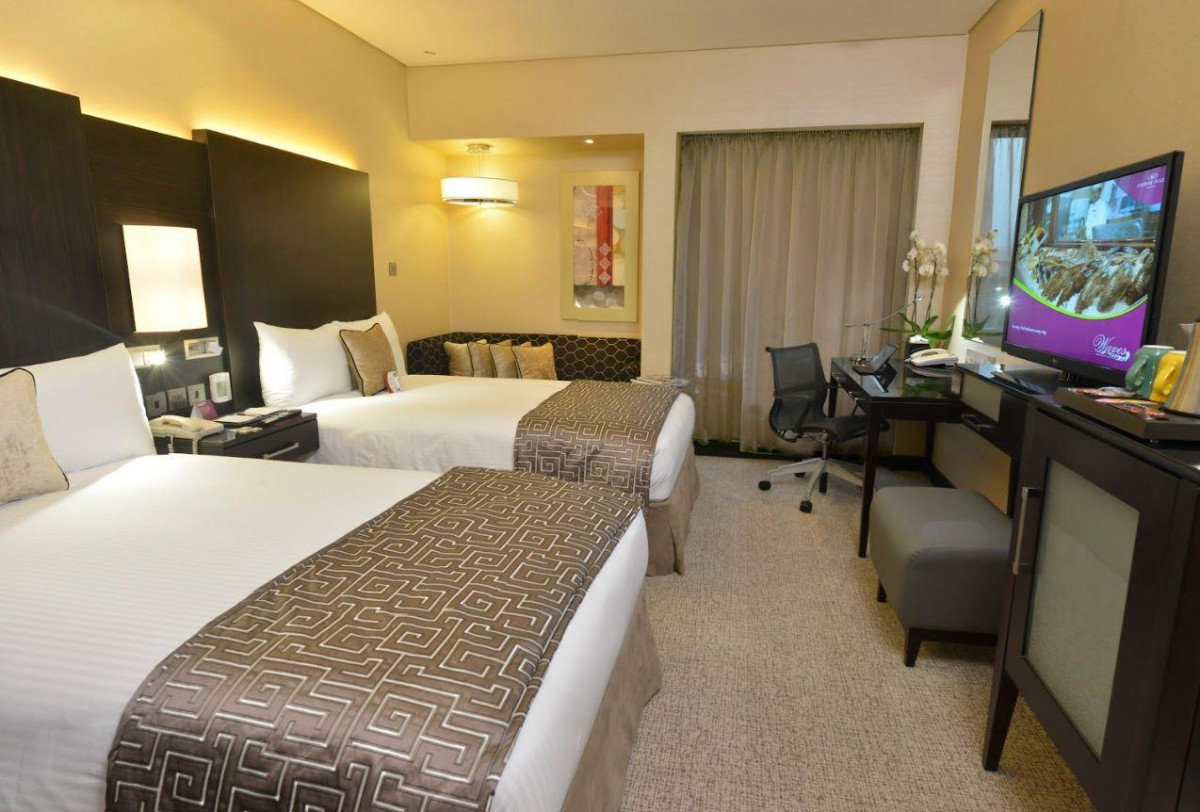 Crowne Plaza 5*
