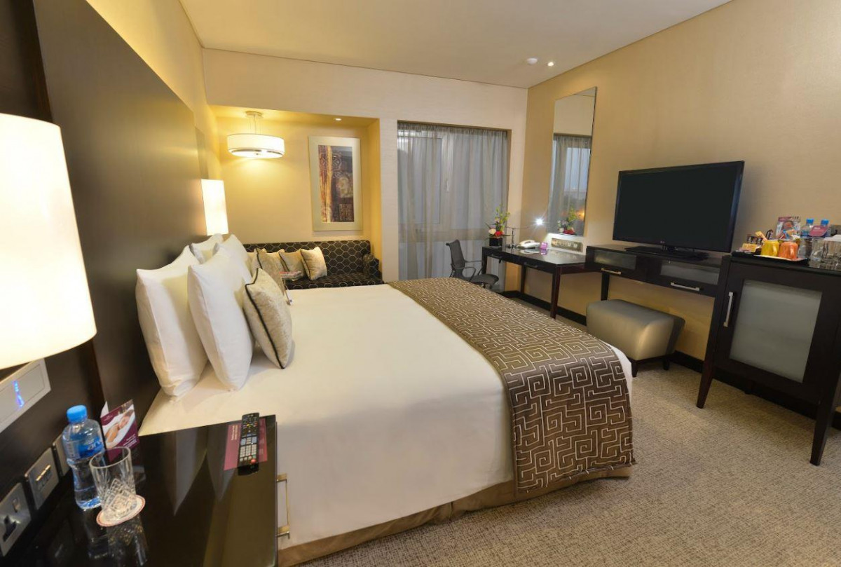 Crowne Plaza 5*