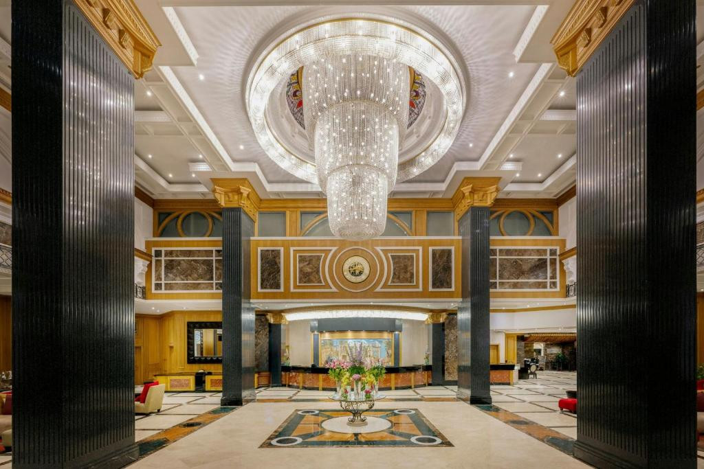 The Gulf Hotel Bahrain Convention & Spa 5*
