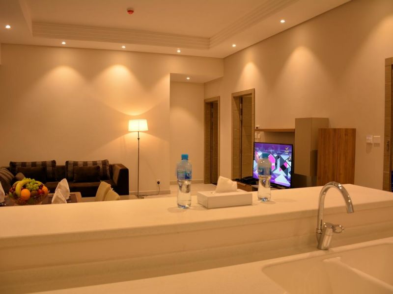 Juffair Avenue 4*