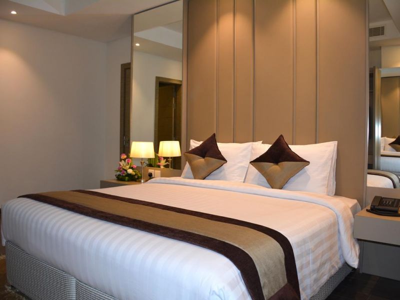 Juffair Avenue 4*